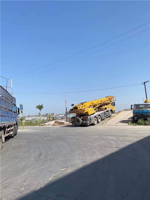 船山区25吨吊车的租赁价格大概是多少？