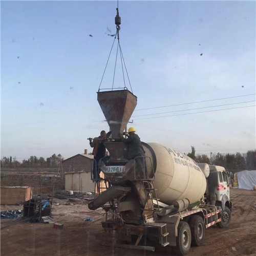 船山区“精准瞄准”—— 吊车的 “定位导航” 技术